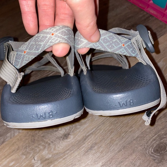 Chaco Sandals
Size Women’s 8
Great condition just purchased the wrong size! - Picture 3 of 6